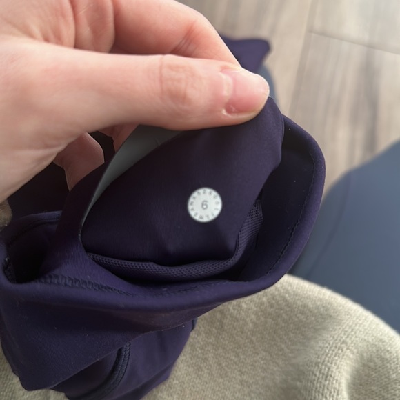 Lululemon in movement leggings- moonwalk - Picture 5 of 5